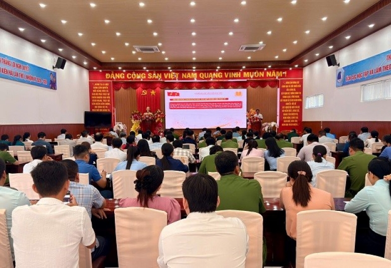 Quang cảnh: Hội nghị Triển khai Nghị quyết Đại hội Đại biểu Đảng bộ đặc khu Kiên Hải lần thứ I, nhiệm kỳ 2025 - 2030