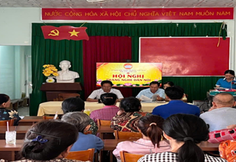 Quang cảnh: Hoạt động “Tháng nghe dân nói” tại Ấp I