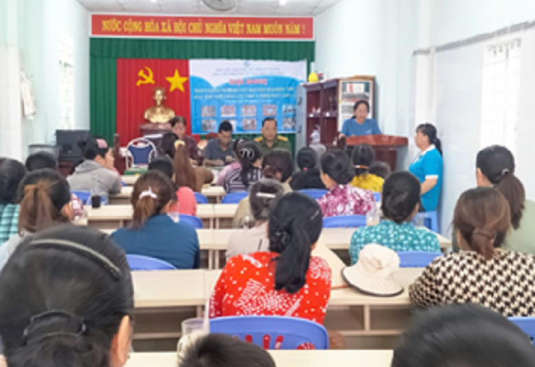 Quang cảnh: Các thành viên ra mắt mô hình