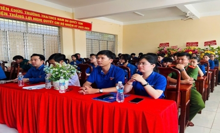 Quang cảnh: Lễ ra quân Chương trình “Xuân tình nguyện – Tết yêu thương”  năm 2026