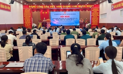 Quang cảnh: Hội nghị tập huấn ứng dụng trí tuệ nhân tạo (AI) trong công tác chuyển đổi số năm 2026