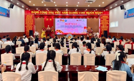 Quang cảnh: Họp mặt cháu ngoan Bác Hồ đặc khu Kiên Hải năm 2026