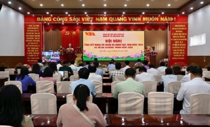 Quang cảnh: Đảng ủy UBND đặc khu Hội nghị tổng kết công tác năm 2025 và triển khai phương hướng, nhiệm vụ năm 2026