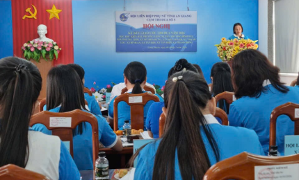 Quang cảnh: Hội nghị ký kết thi đua Cụm 5 - Hội LHPN tỉnh An Giang